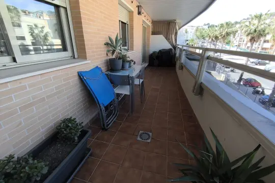 Image 4 thumb