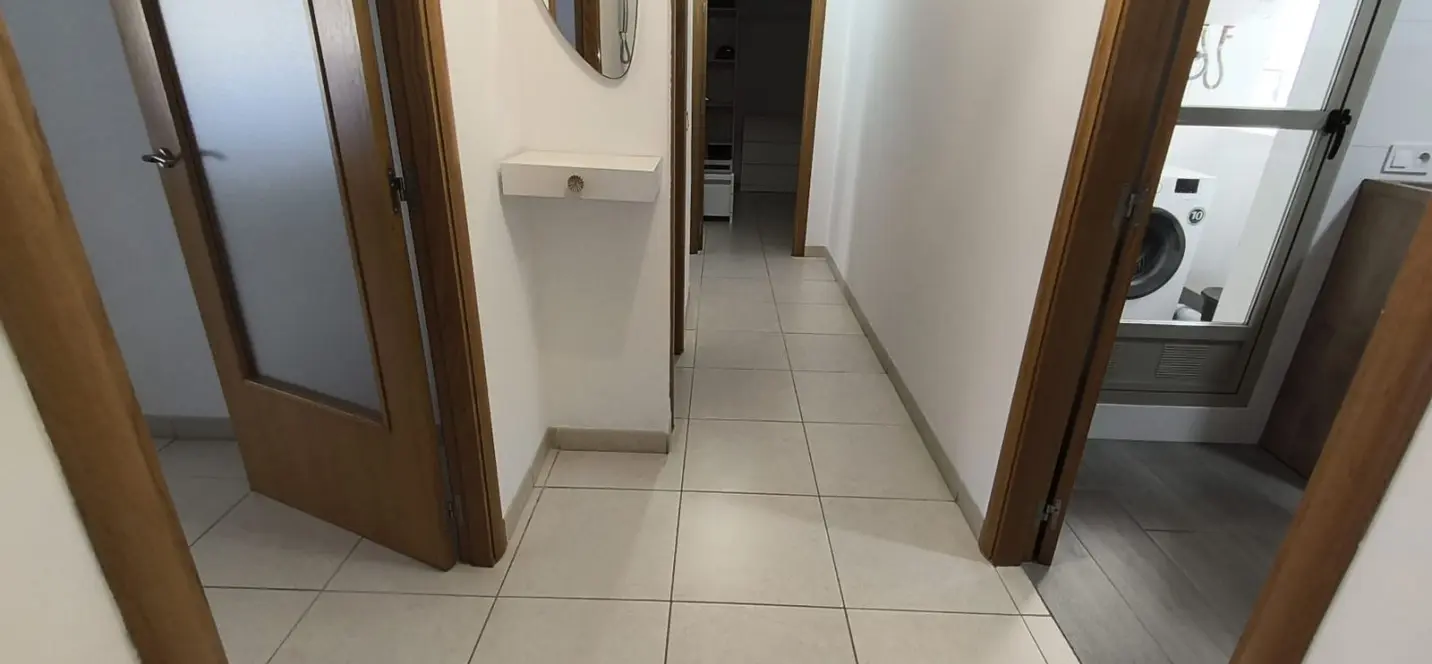 Sale of middle floor apartment in Torremolinos 4
