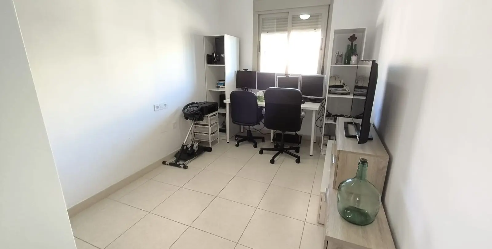 Sale of middle floor apartment in Torremolinos 19