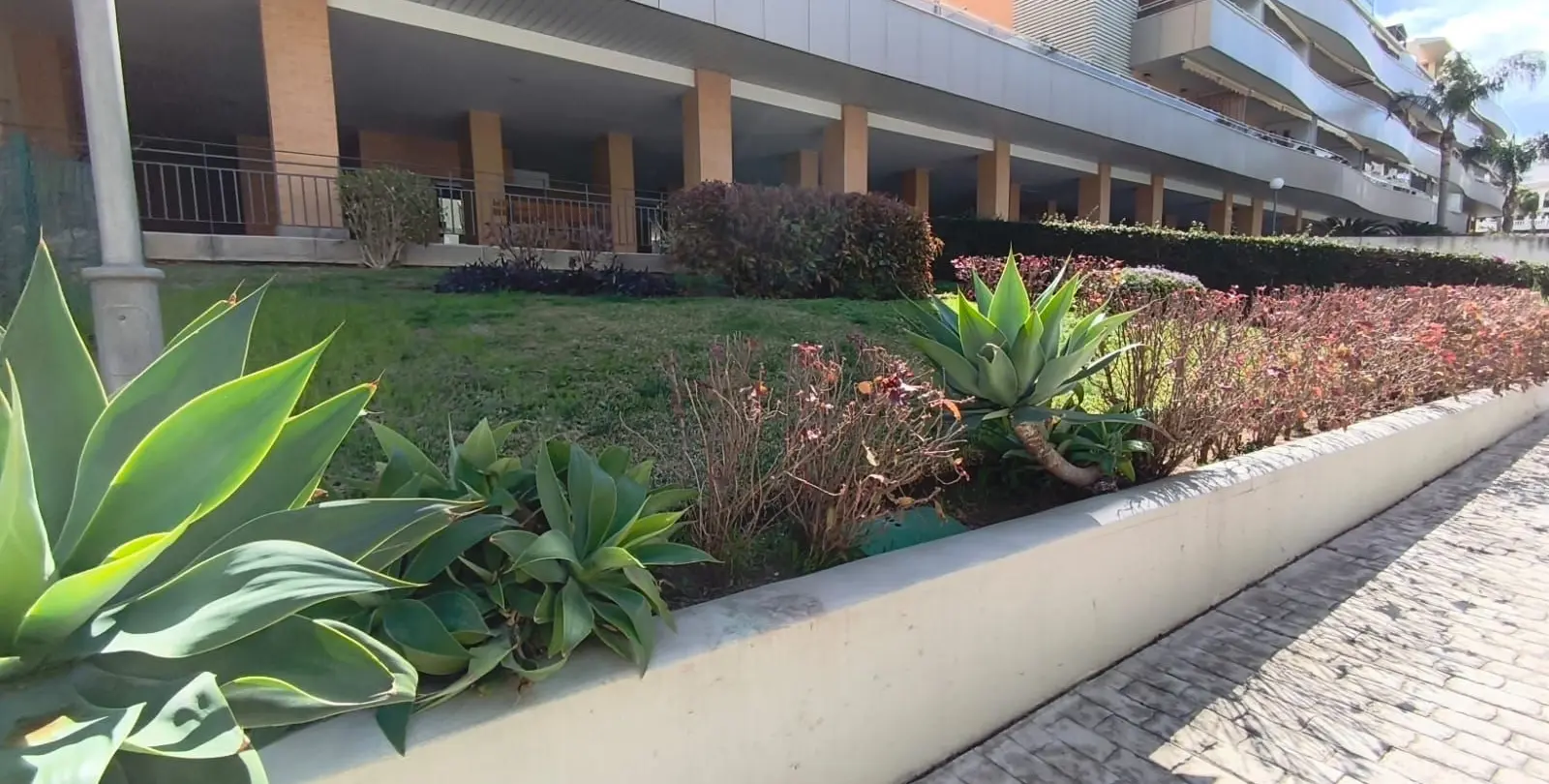 Sale of middle floor apartment in Torremolinos 27