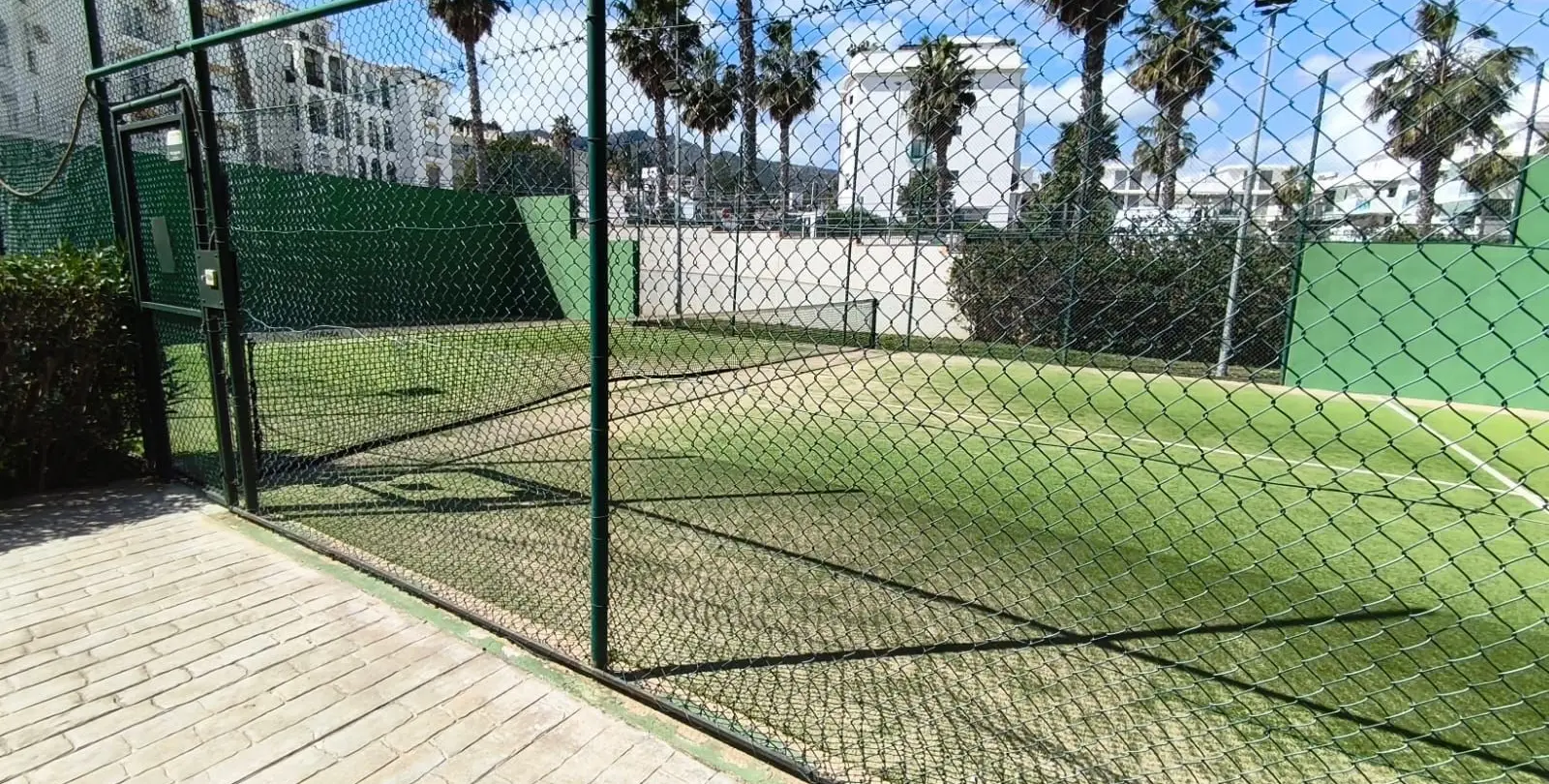 Sale of middle floor apartment in Torremolinos 29