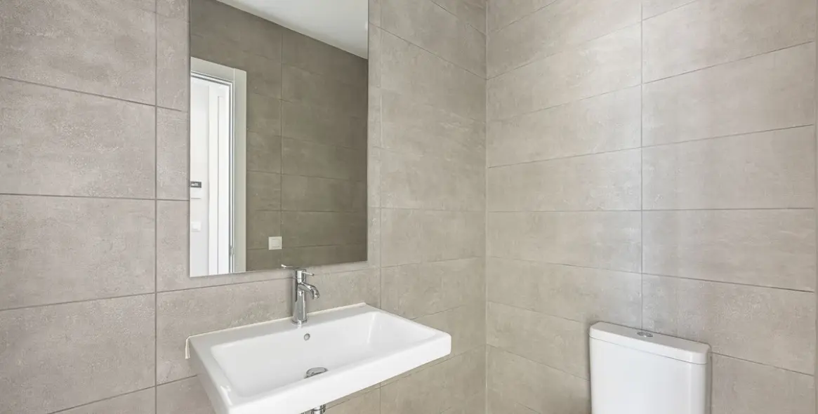 Sale of townhouse in Riviera del Sol 33