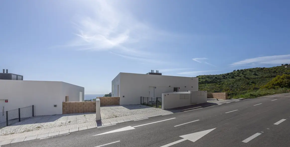 Sale of townhouse in Riviera del Sol 45