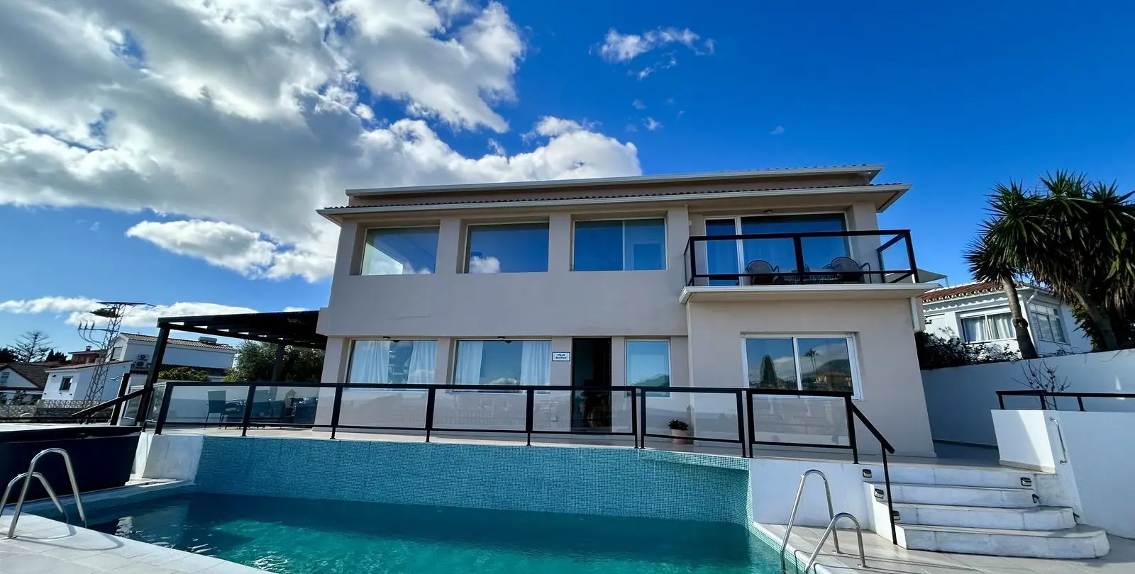 Sale of detached villa in Torreblanca 1