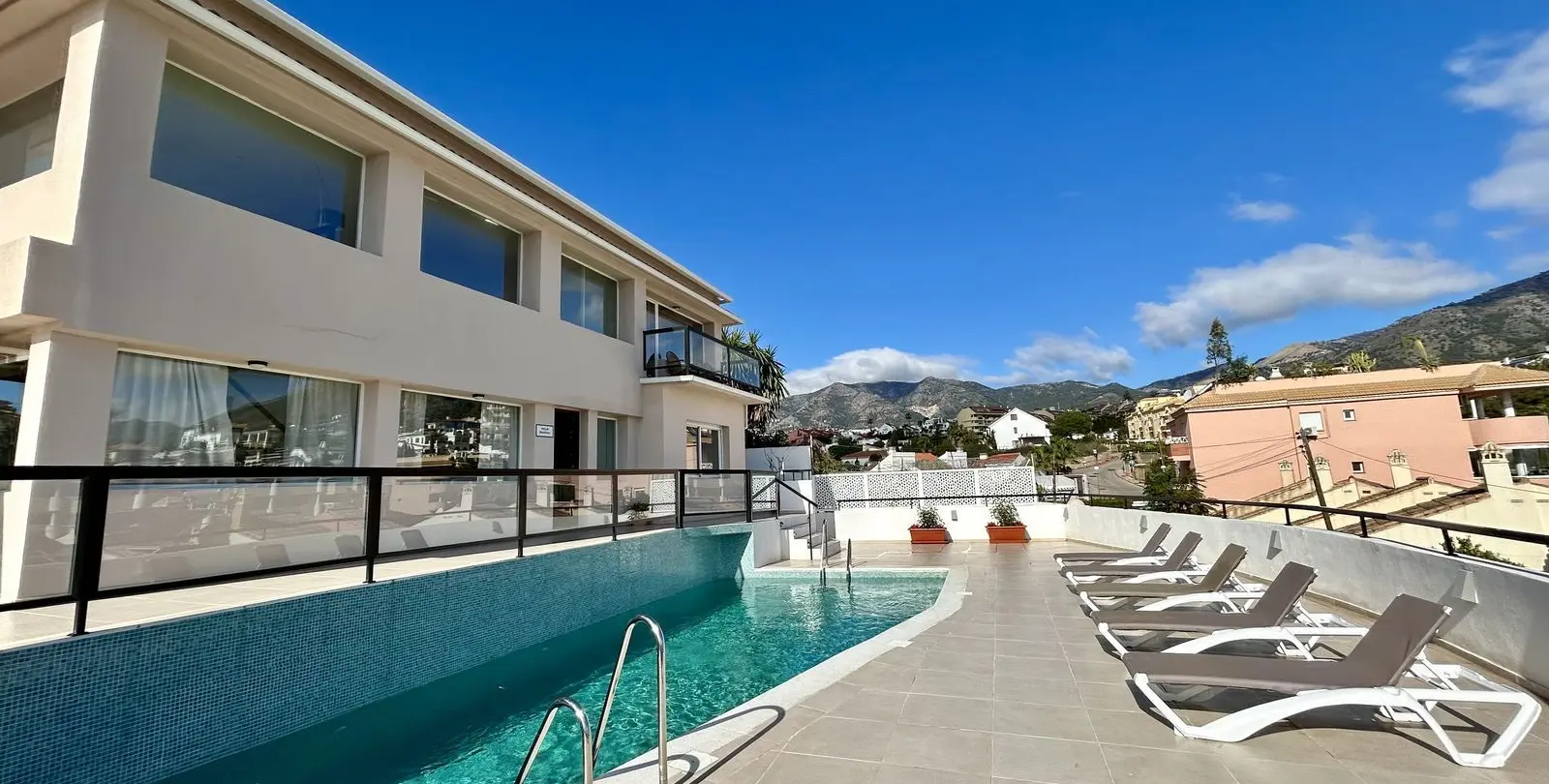 Sale of detached villa in Torreblanca 5