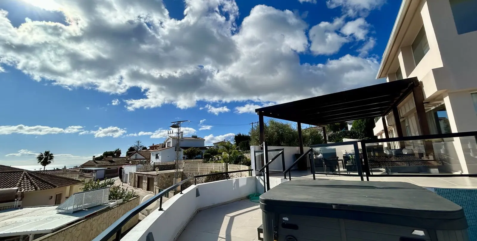 Sale of detached villa in Torreblanca 11
