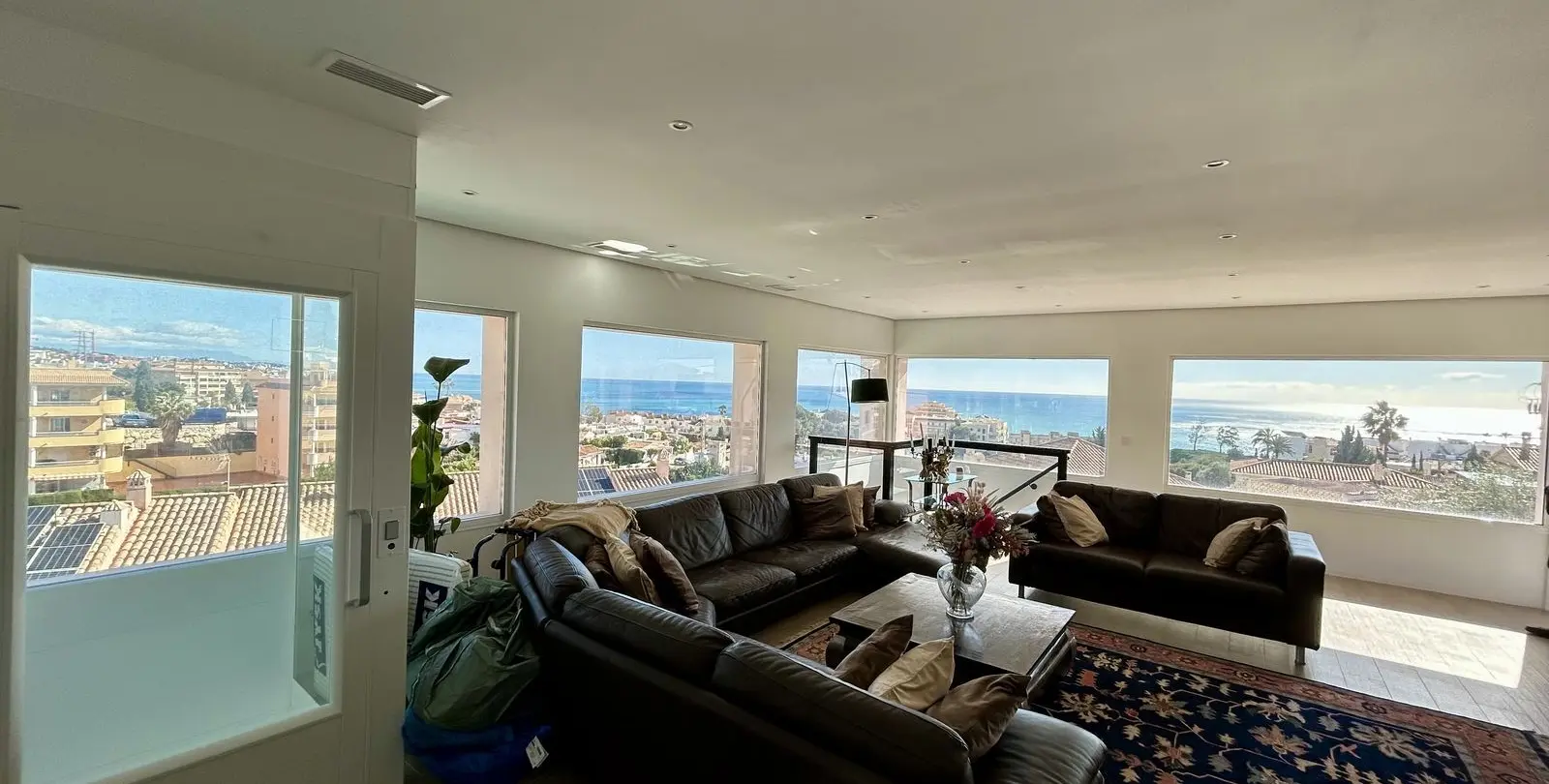 Sale of detached villa in Torreblanca 26