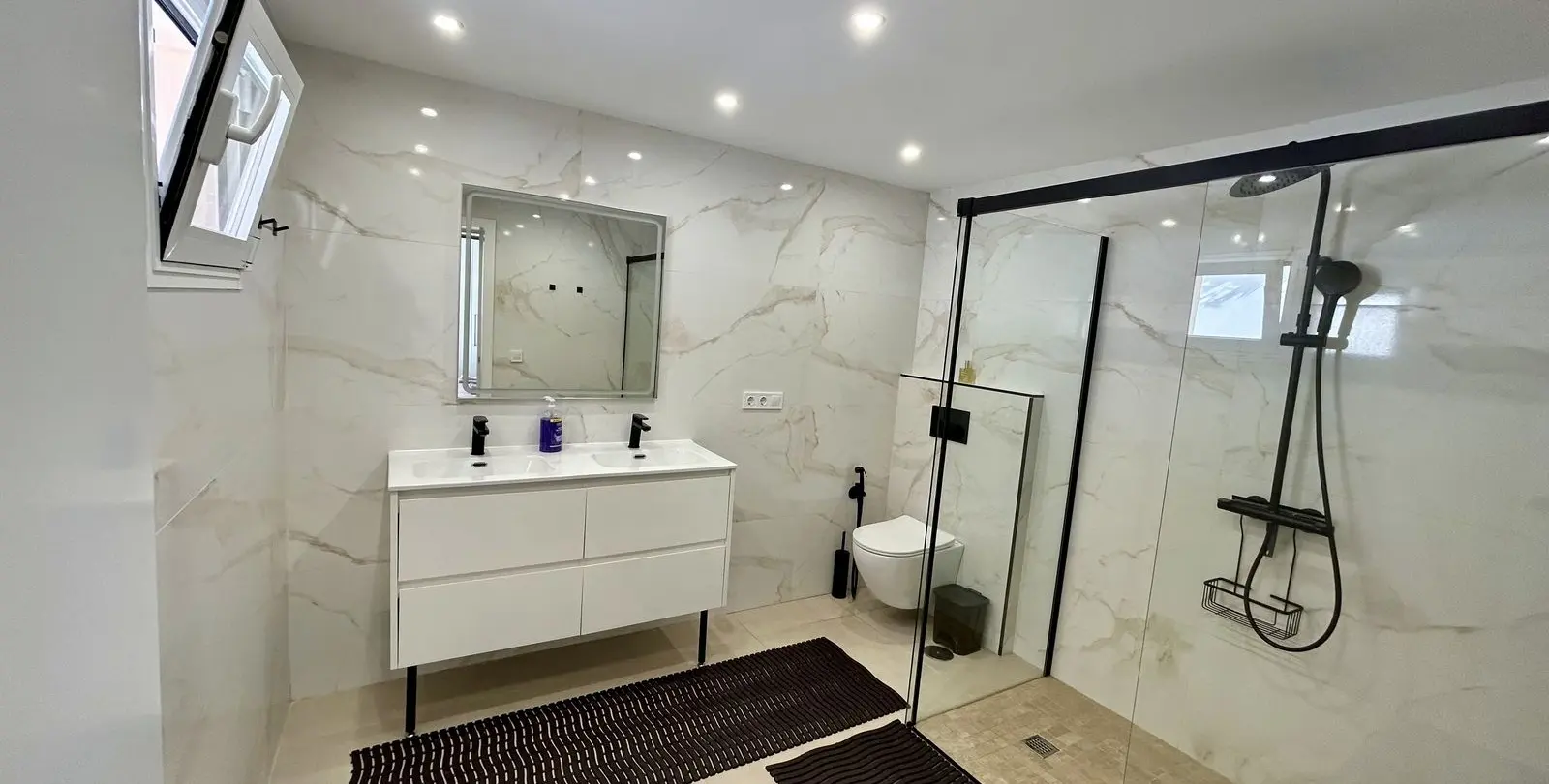 Sale of detached villa in Torreblanca 40