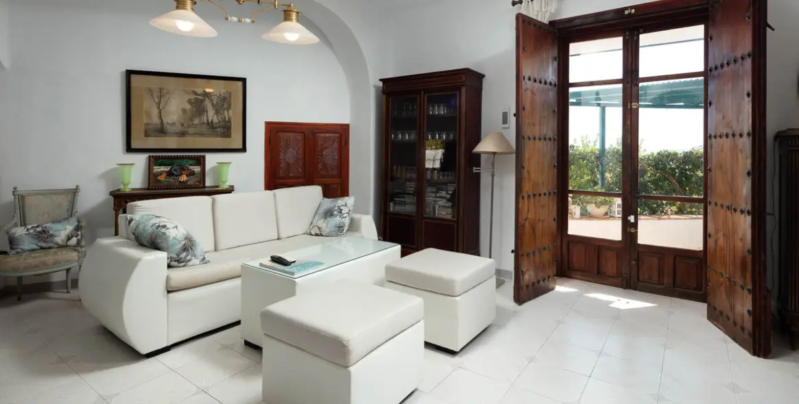 Продажа  отдельно стоящей виллы в Frigiliana 35