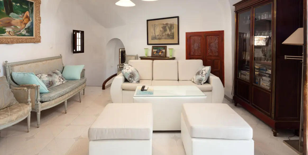 Продажа  отдельно стоящей виллы в Frigiliana 36