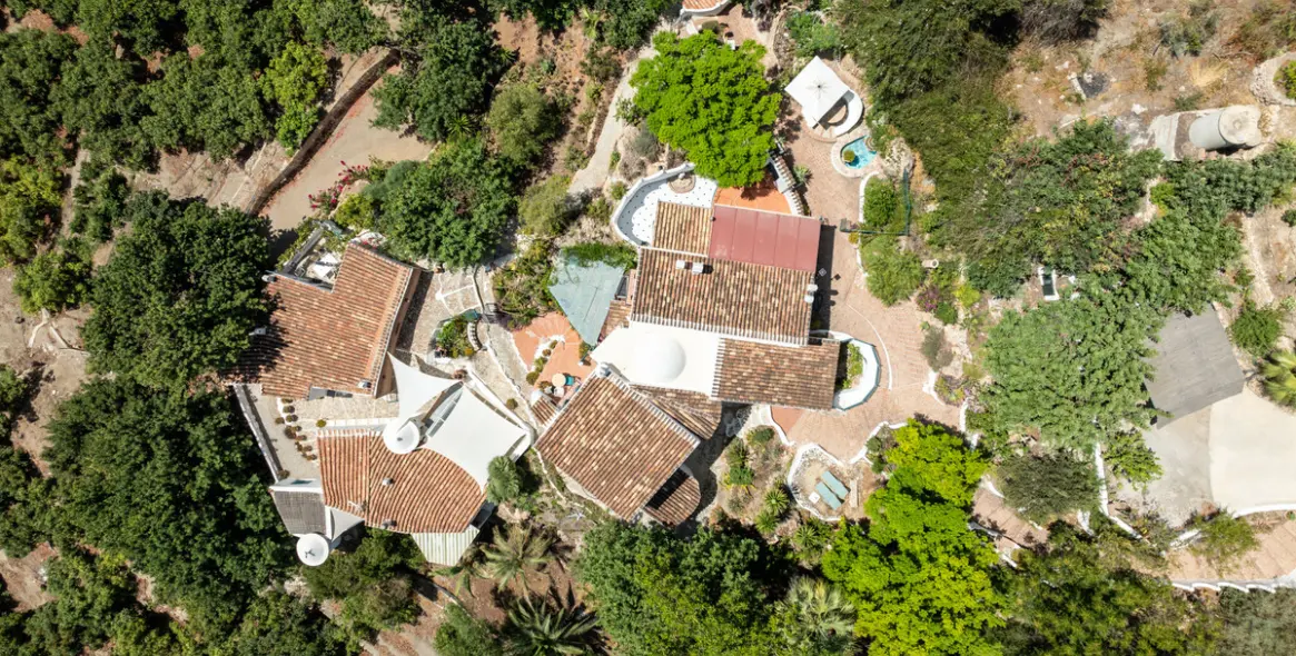 Продажа  отдельно стоящей виллы в Frigiliana 53