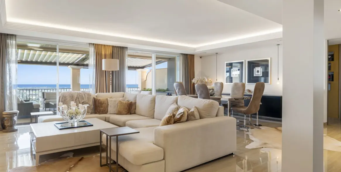 Venta de ático dúplex en Los Almendros 5