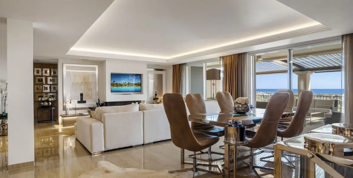 Venta de ático dúplex en Los Almendros 6