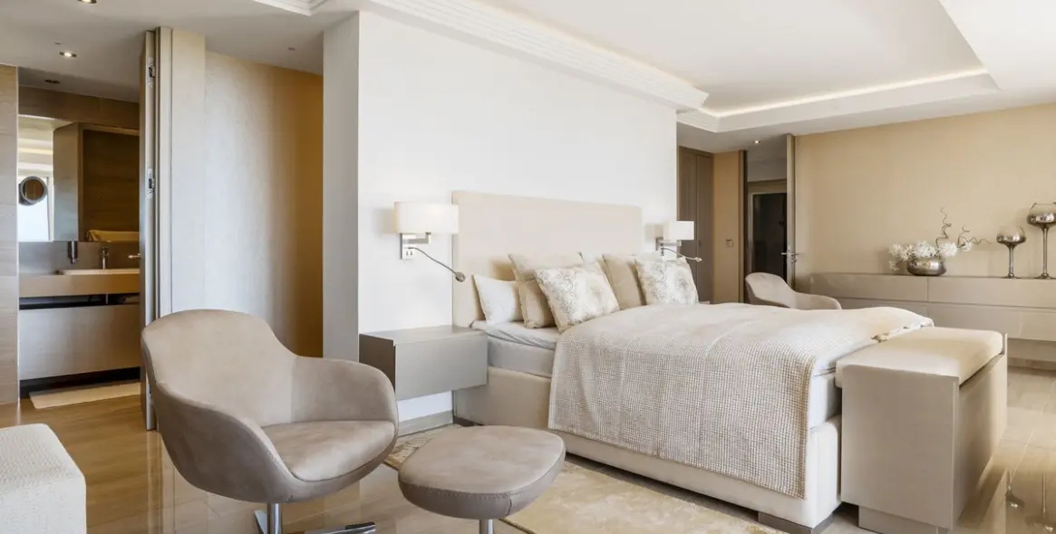 Venta de ático dúplex en Los Almendros 20