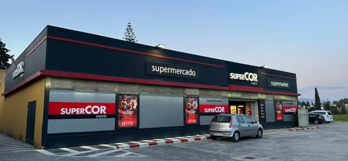 Venta de tienda en Estepona 0