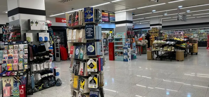 Venta de tienda en Estepona 3