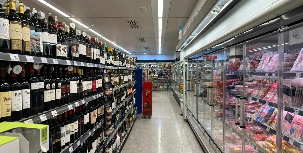 Продажа магазина в Estepona 6