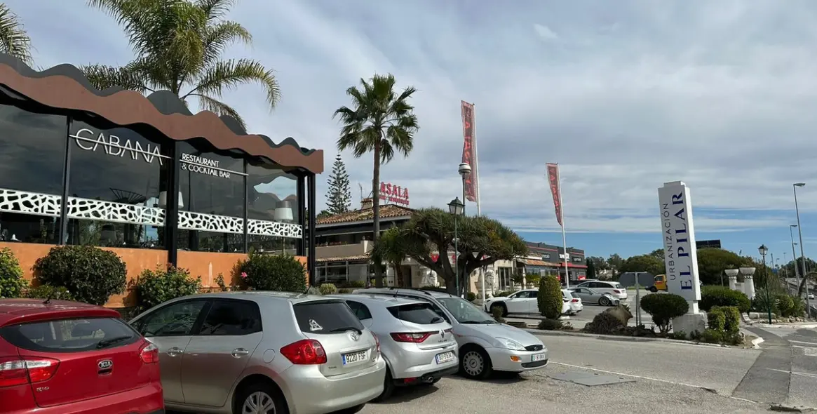 Продажа магазина в Estepona 9