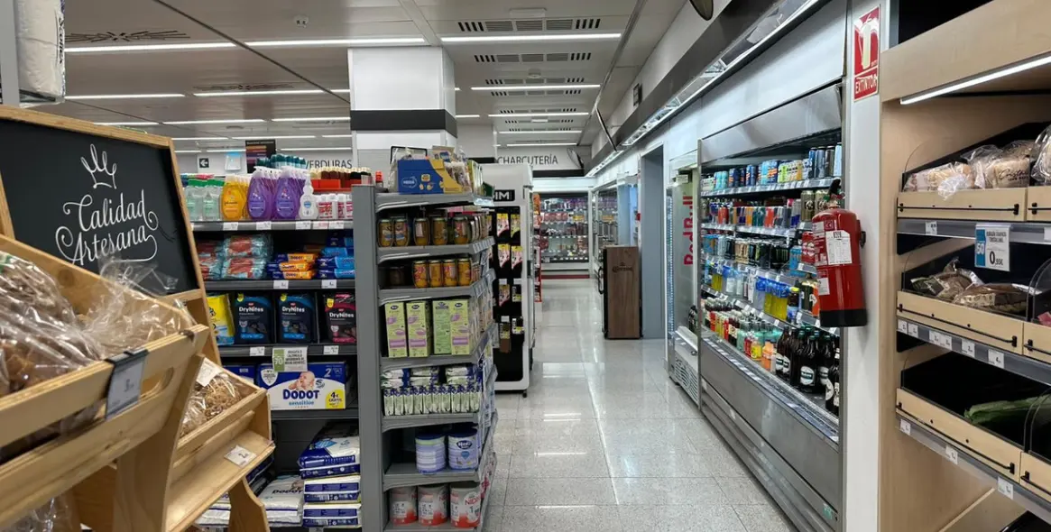 Продажа магазина в Estepona 14