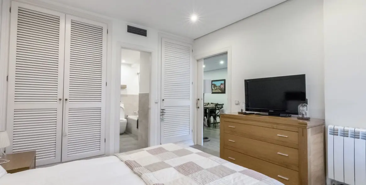 Долгосрочная аренда апартаментов на первом этаже в Las Chapas 16