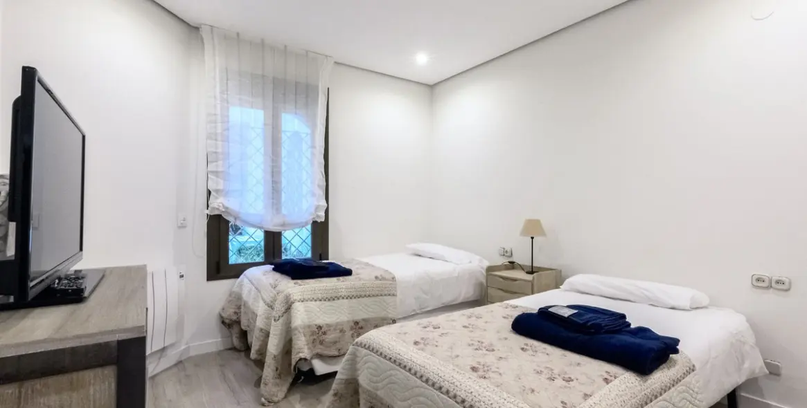 Long-term rent of ground floor apartment in Las Chapas 21