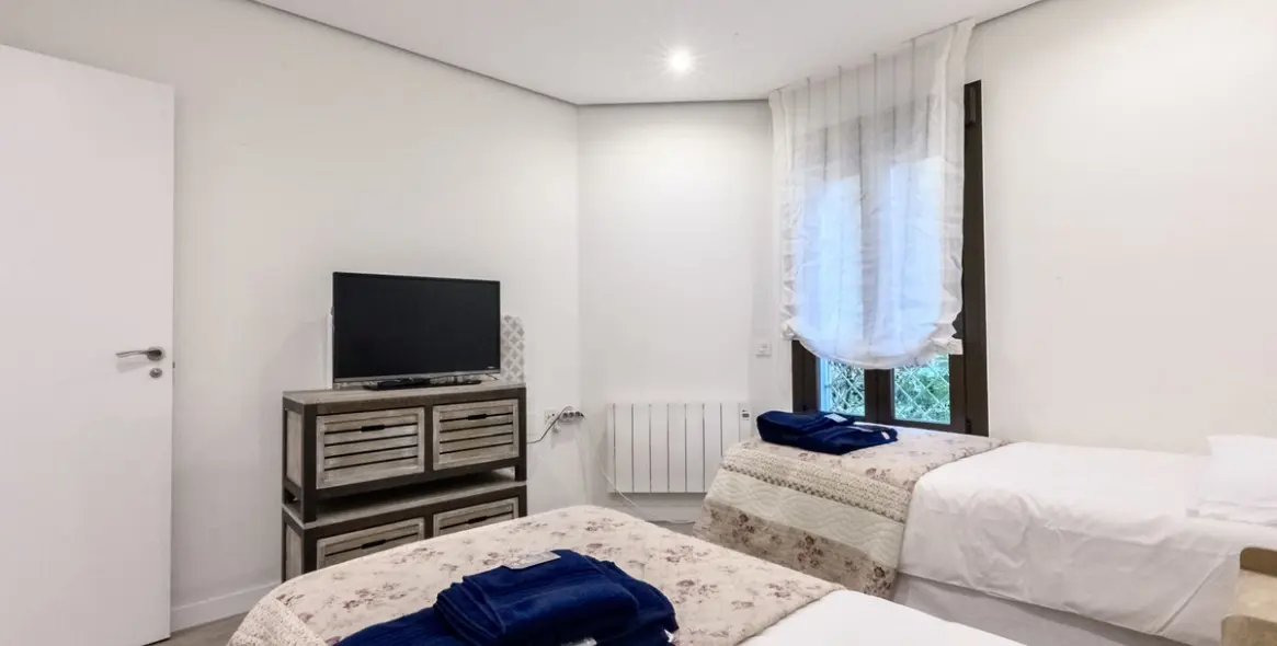 Long-term rent of ground floor apartment in Las Chapas 23