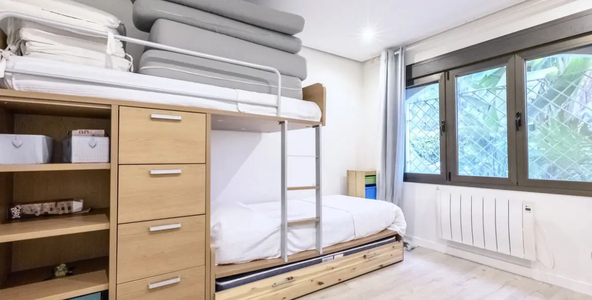 Long-term rent of ground floor apartment in Las Chapas 25