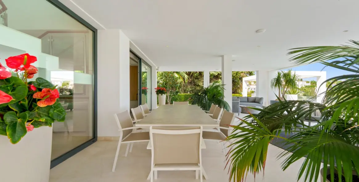 Sale of detached villa in Nueva Andalucía 22