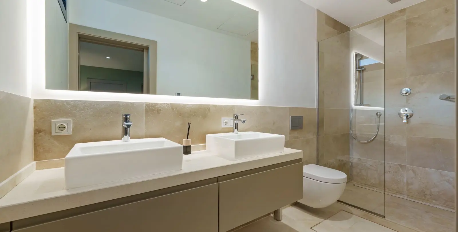 Sale of detached villa in Nueva Andalucía 14