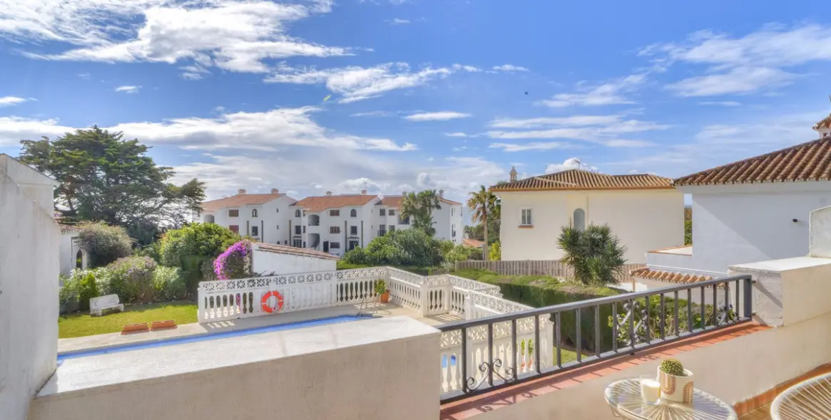 Sale of penthouse in Miraflores 17