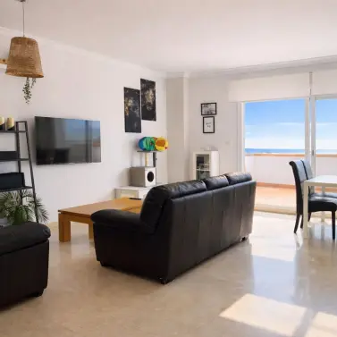 Venta de ático dúplex en Elviria