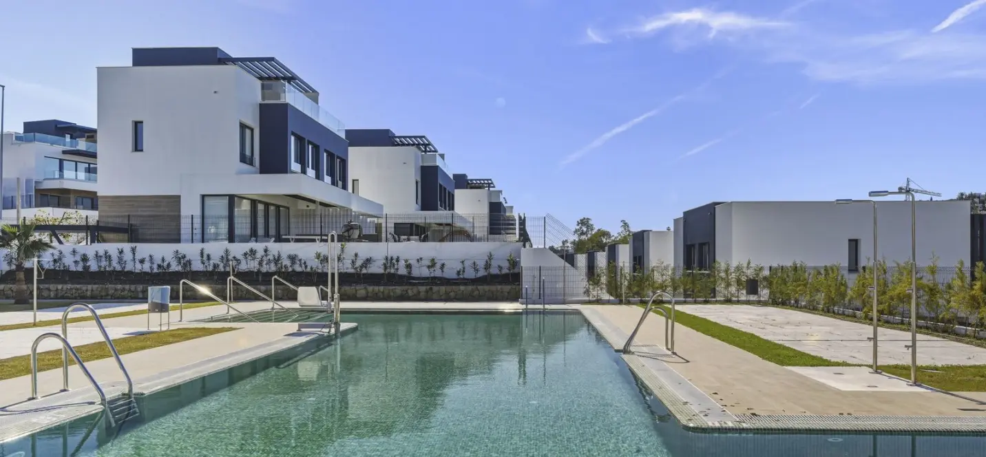 Sale of semi-detached house in Atalaya 2