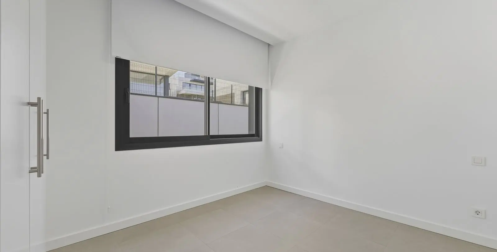Продажа дома на две семьи в Atalaya 19