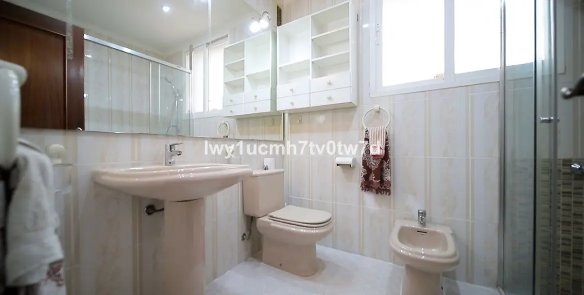 Продажа апартаментов на среднем этаже в Cerrado de Calderón 15