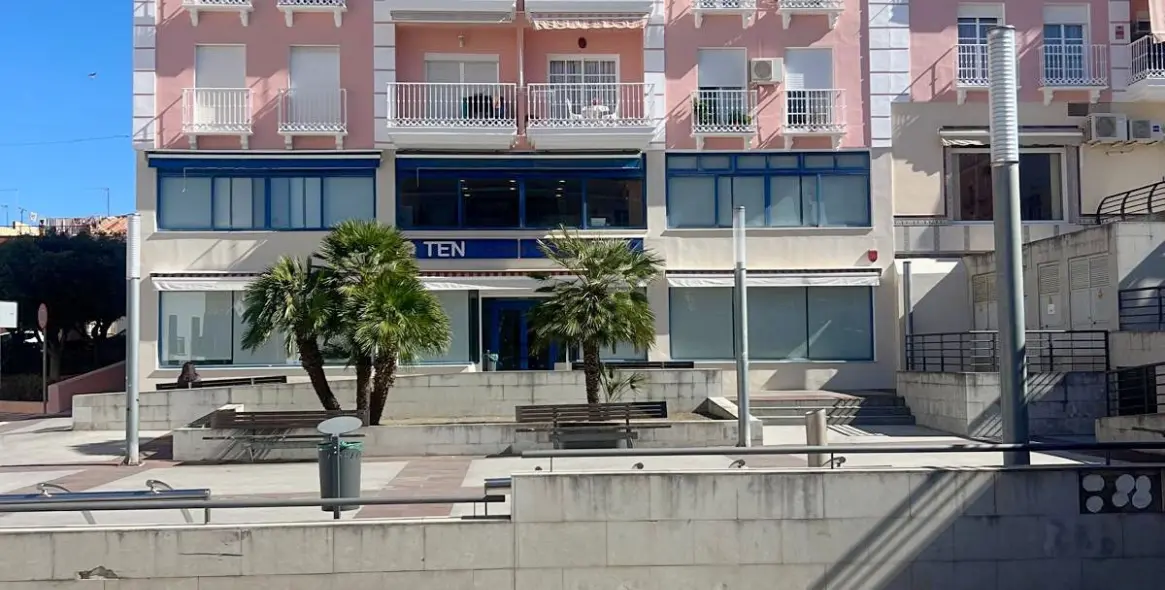 Sale of business in Coín 1