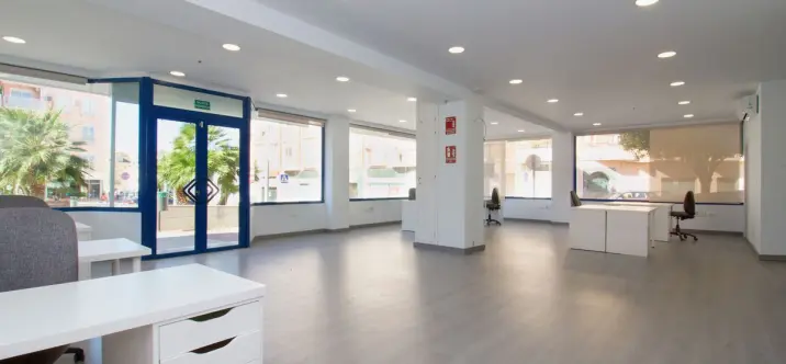 Sale of business in Coín 1