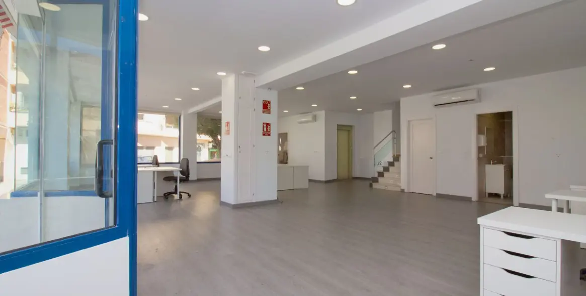 Sale of business in Coín 3