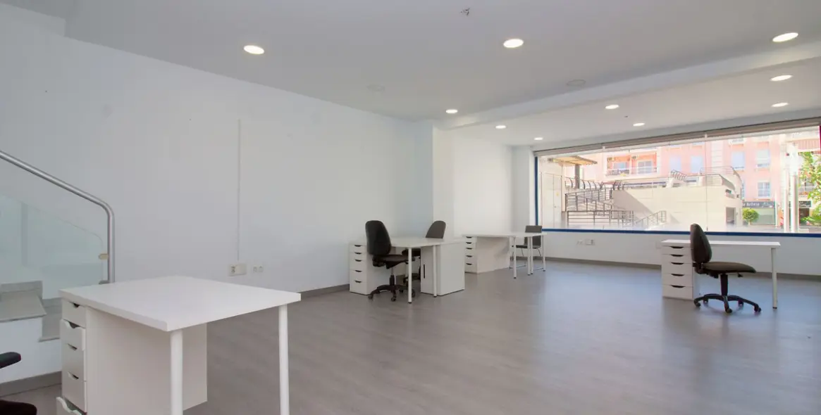 Sale of business in Coín 9