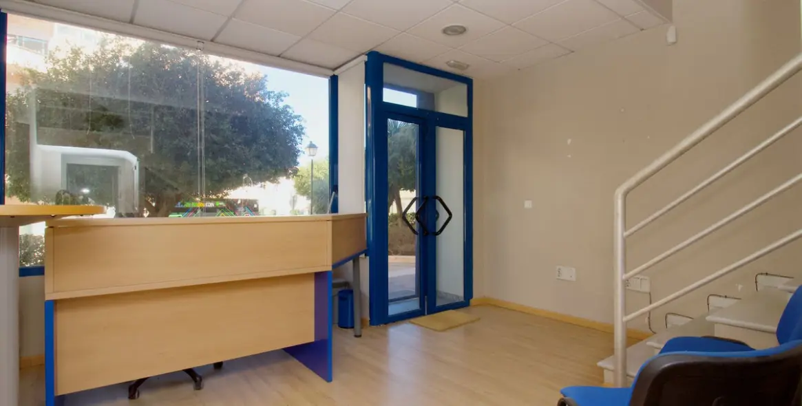 Sale of business in Coín 16