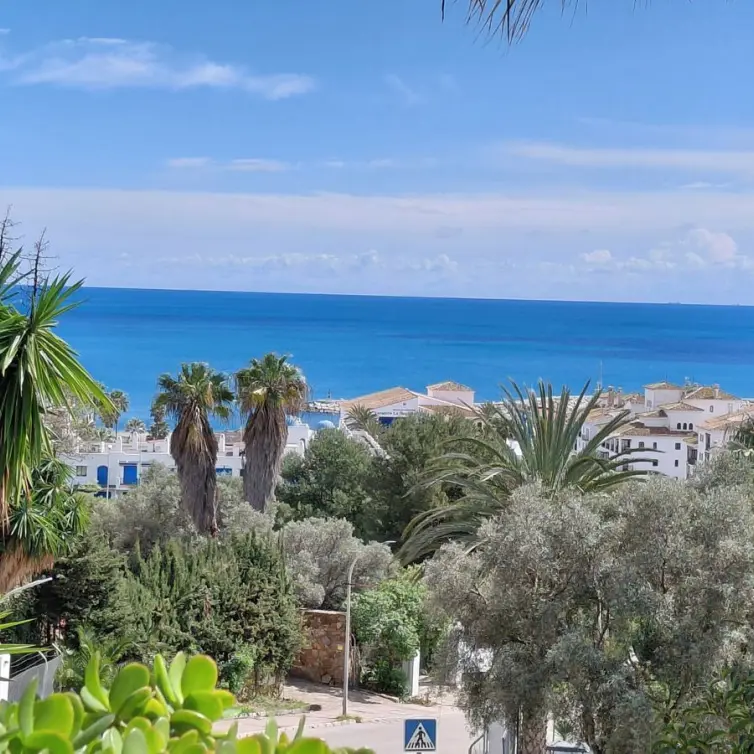 Sale of semi-detached house in Manilva