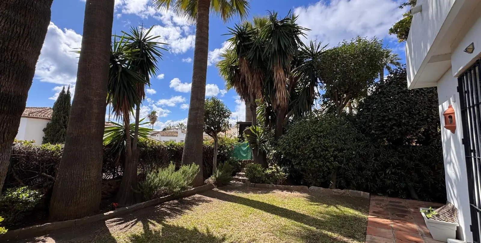 Sale of semi-detached house in Manilva 25