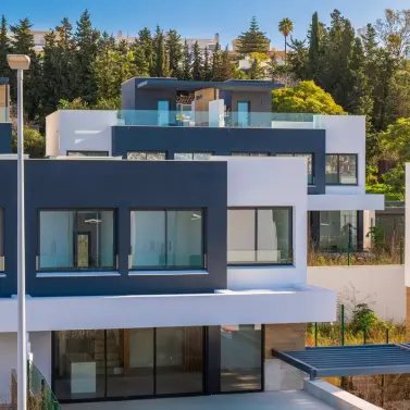 Продажа дома на две семьи в Atalaya