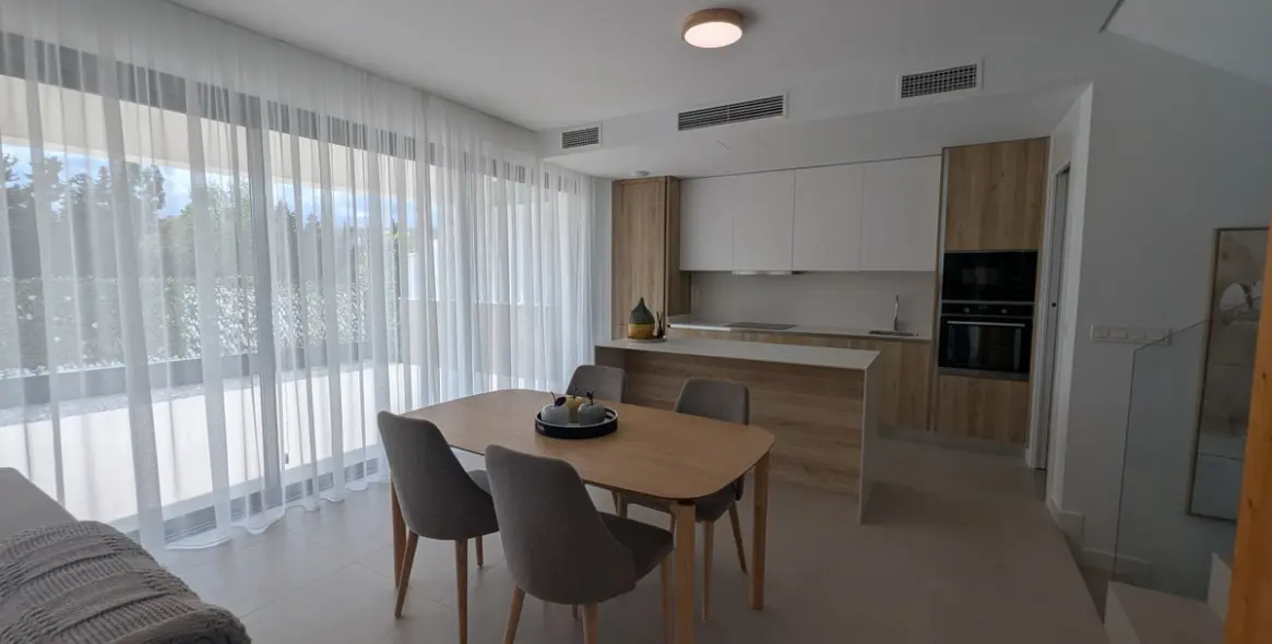 Sale of semi-detached house in Atalaya 6