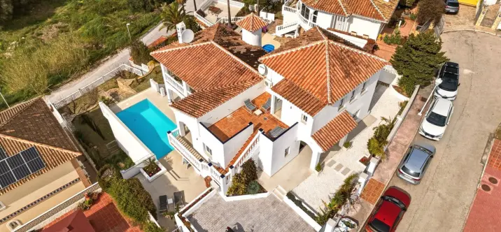 Продажа  отдельно стоящей виллы в Mijas 1