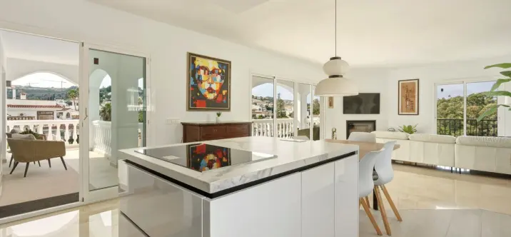 Продажа  отдельно стоящей виллы в Mijas 3