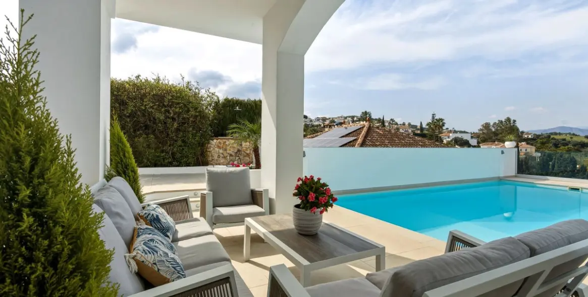 Продажа  отдельно стоящей виллы в Mijas 5