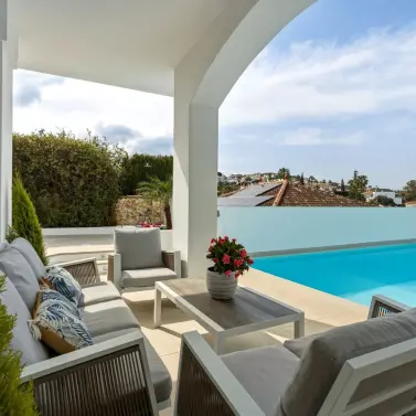 Продажа  отдельно стоящей виллы в Mijas