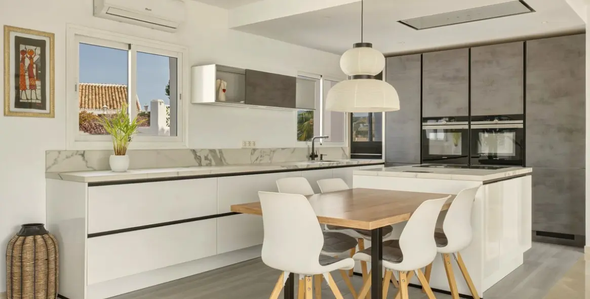 Sale of detached villa in Mijas 28