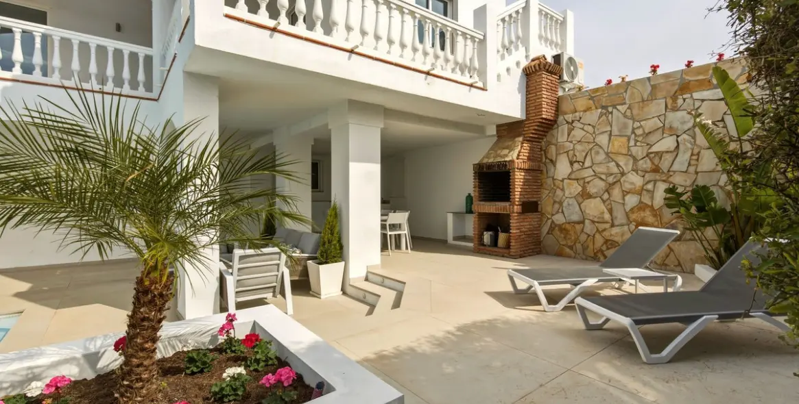 Sale of detached villa in Mijas 35