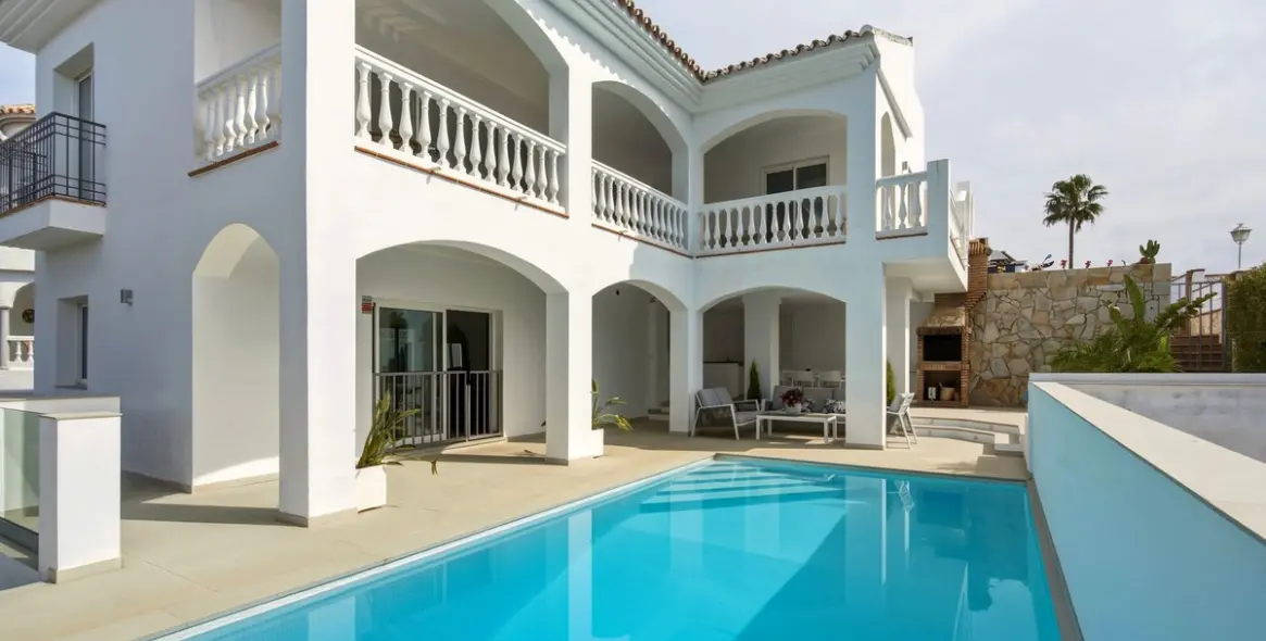 Sale of detached villa in Mijas 37